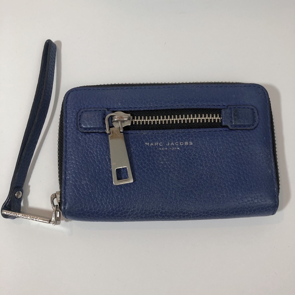 MARC JACOBS ZIP WALLET